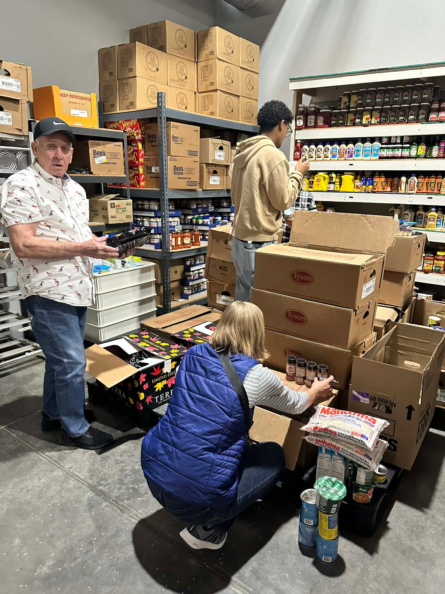 Bayanihan Volunteers at Loaves and Fishes - February 2026 Photo 3
